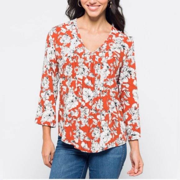 fun 2 fun Tops - NWOT Fun2fun Marley Pleated Detail Top Size M